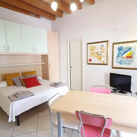 Romagnabnb Studio Diego Fabbri Lejlighed Forlì